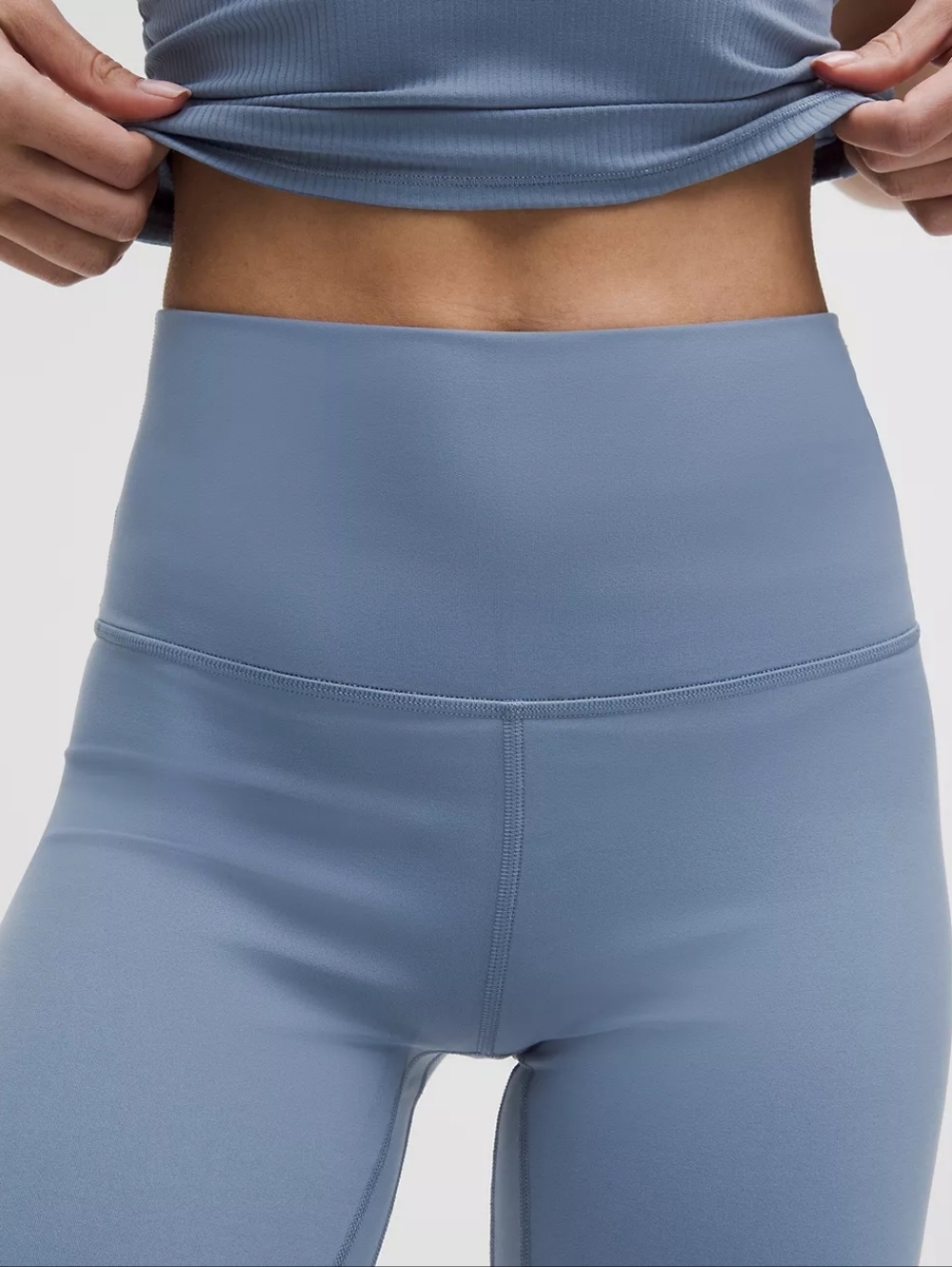 *NWT* LULULEMON Align High-Rise Short 6", Color - Washed Denim, Size 2 (XXS) - Picture 2 of 10